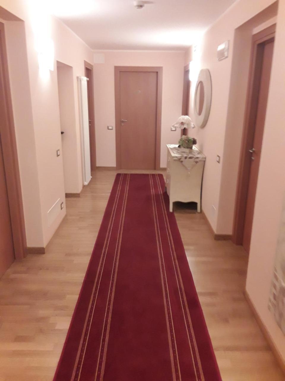 Hotel Ferrari 코스티노델라프레소라나 외부 사진